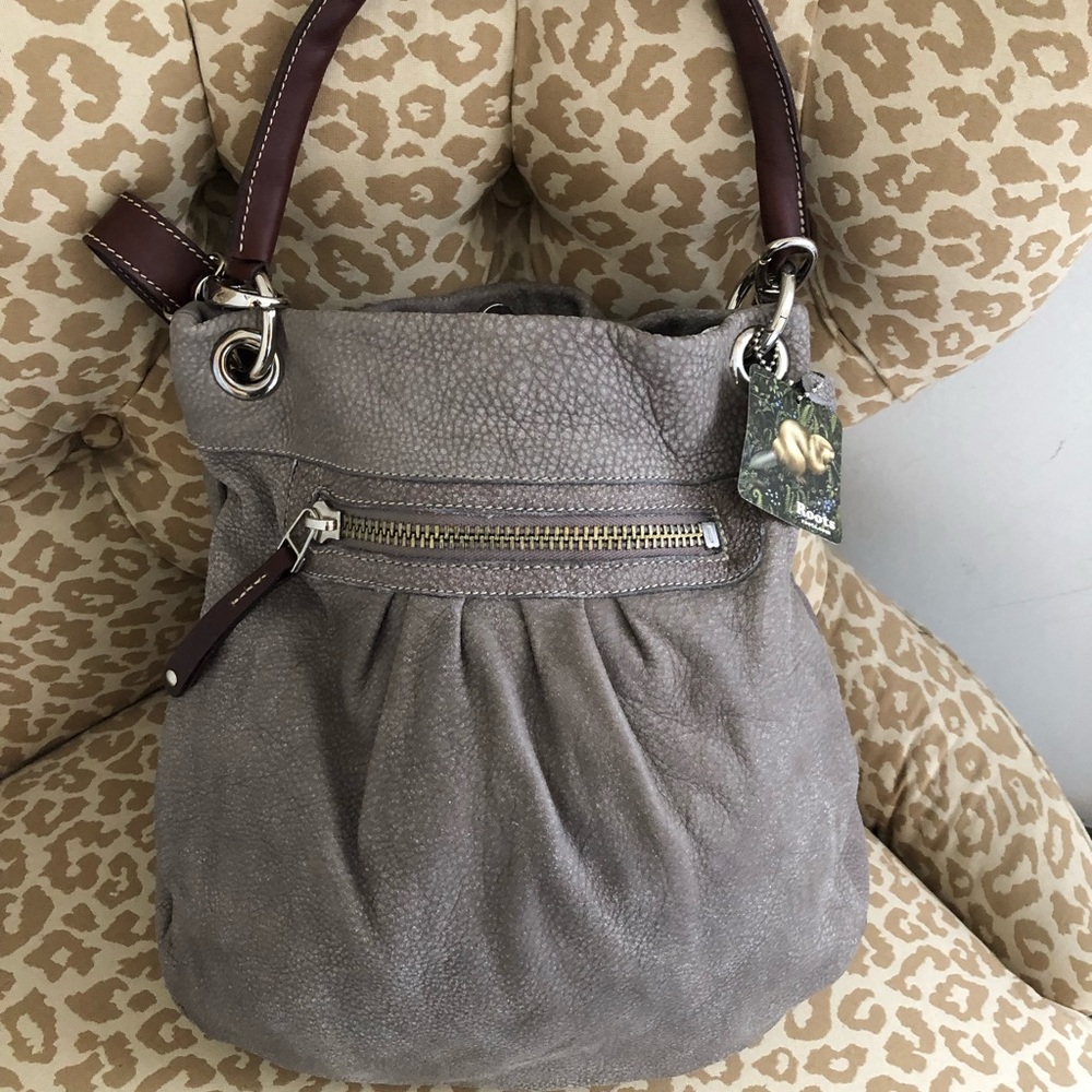 ROOTS Olivia Bag in Grey (Pebble). NWT
